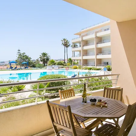 Quinta Da Barracuda By Golden Zenith Apartment